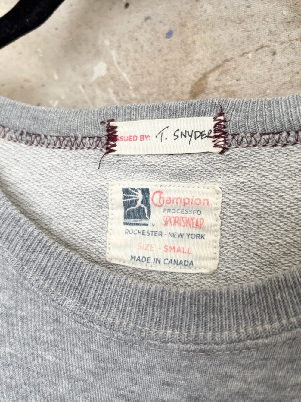 Todd Snyder x Champion Heavyweight Short Sleeve Sweatshirt in Gray - Picture 3 of 5